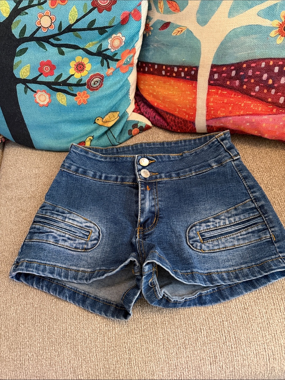 SHEIN Dark Blue Double-Button mid-rise Denim Shorts